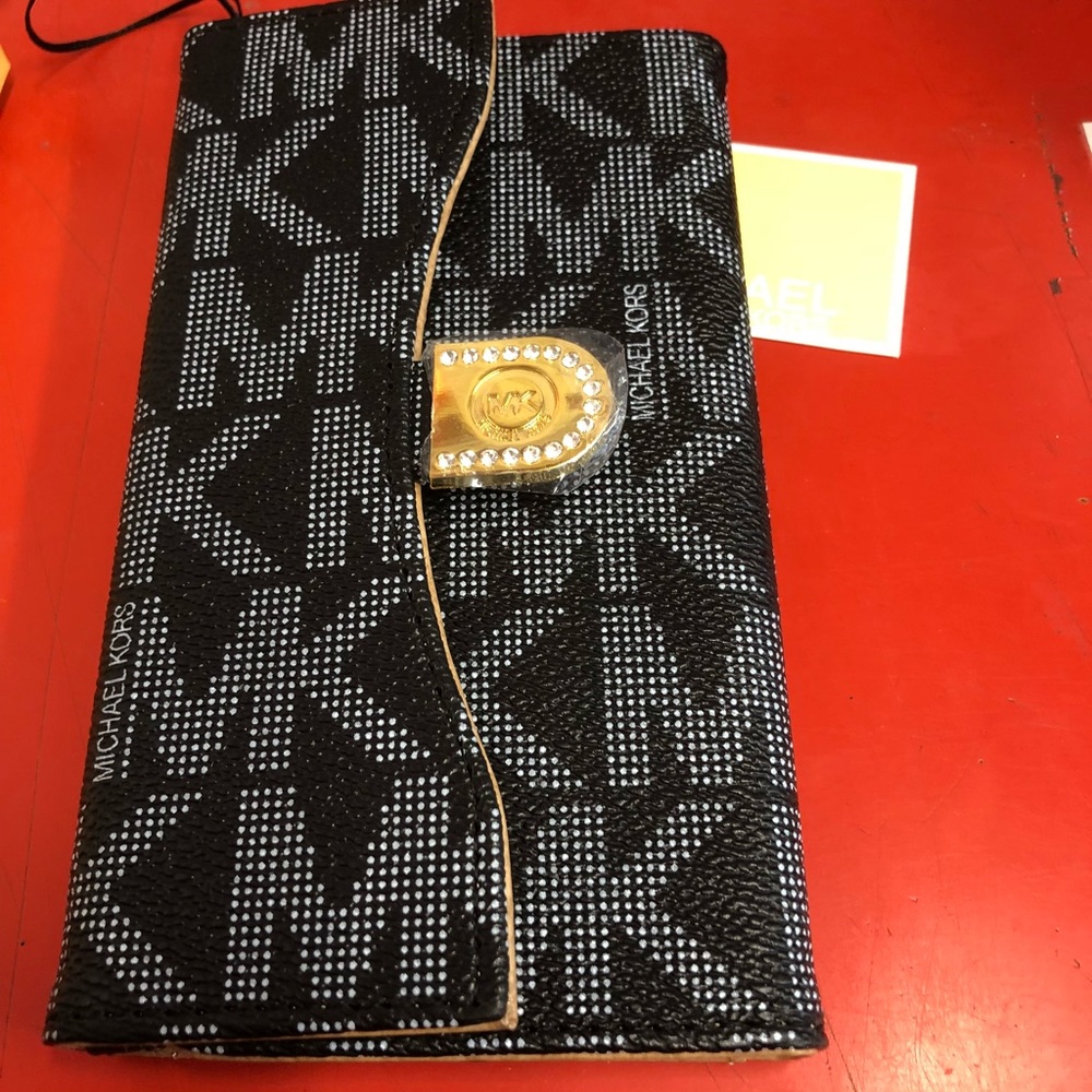 Michael Korda cell phone wallet for iPhone 7plus